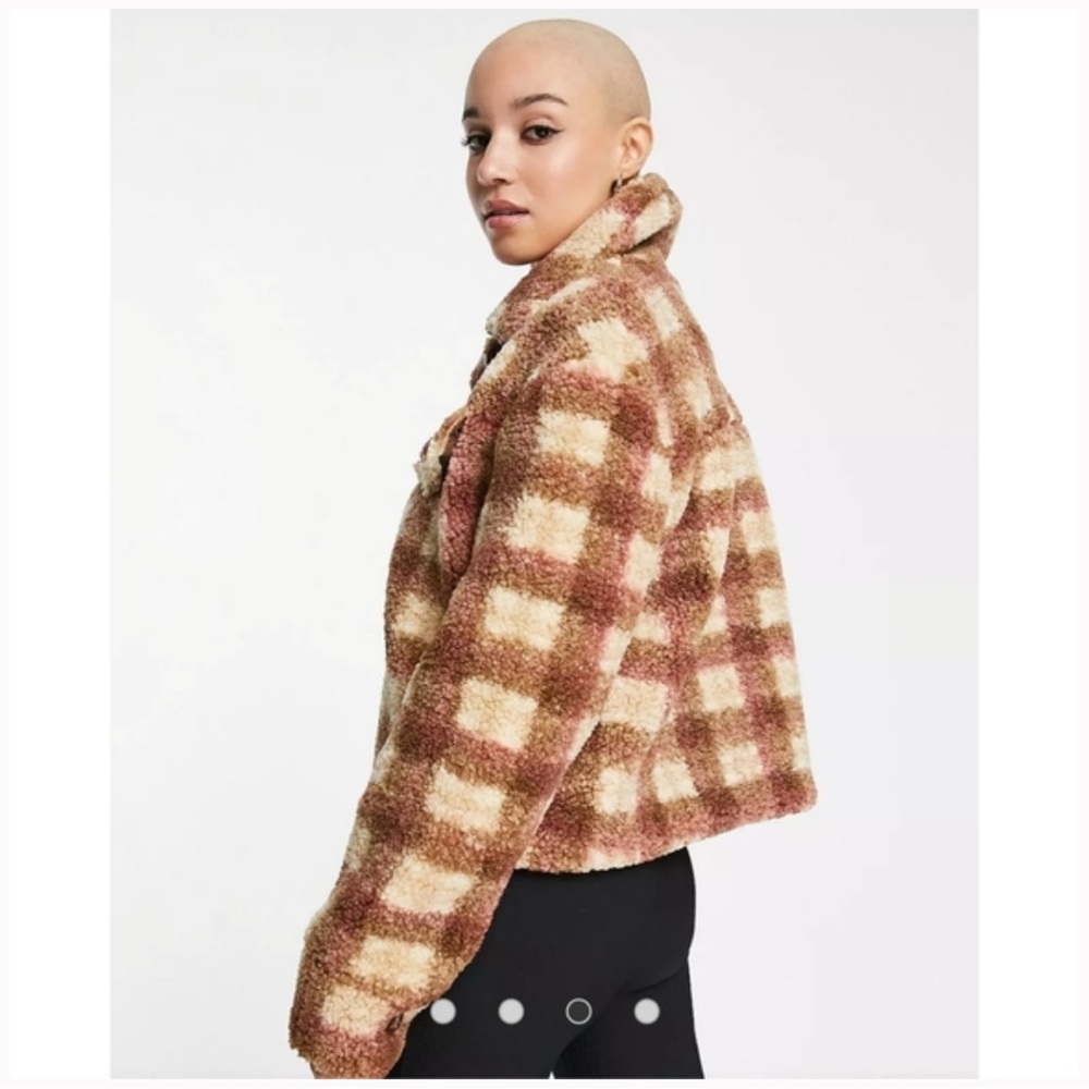 Avec Les Filles Cream and Brown Plaid Teddy Jacket - Picture 4 of 12
